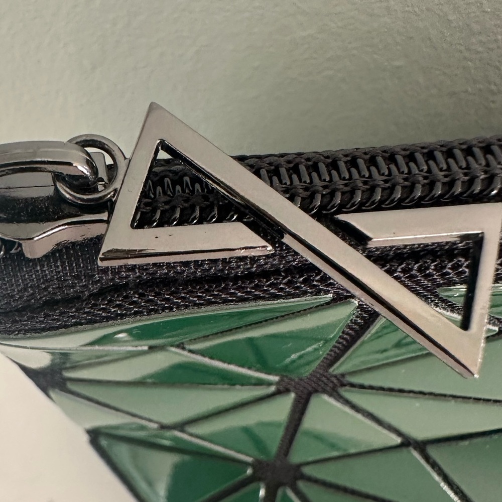 Geometric Green Cosmetic Bag - Picture 4 of 7